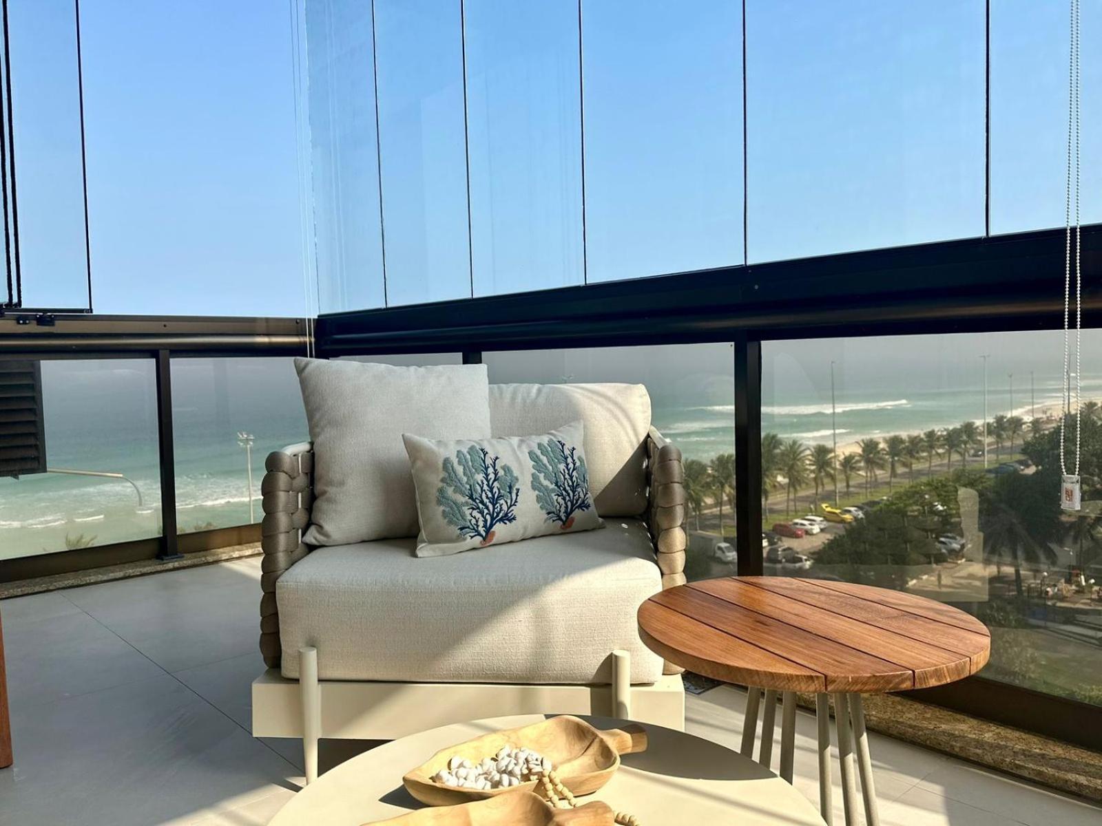 Lindo Apto No Melhor Lugar Da Barra Da Tijuca! Com Uma Vista De Tirar O Folego, Frente Para O Mar! Totalmente Equipado E Decorado Ao Lado Dos Melhores Hoteis E Quiosques Da Barra! Portaria 24H, Piscina, Sauna, Jacuzzi, Academia, Garagem, Wi-Fi, Lavan Рио де Жанейро Екстериор снимка