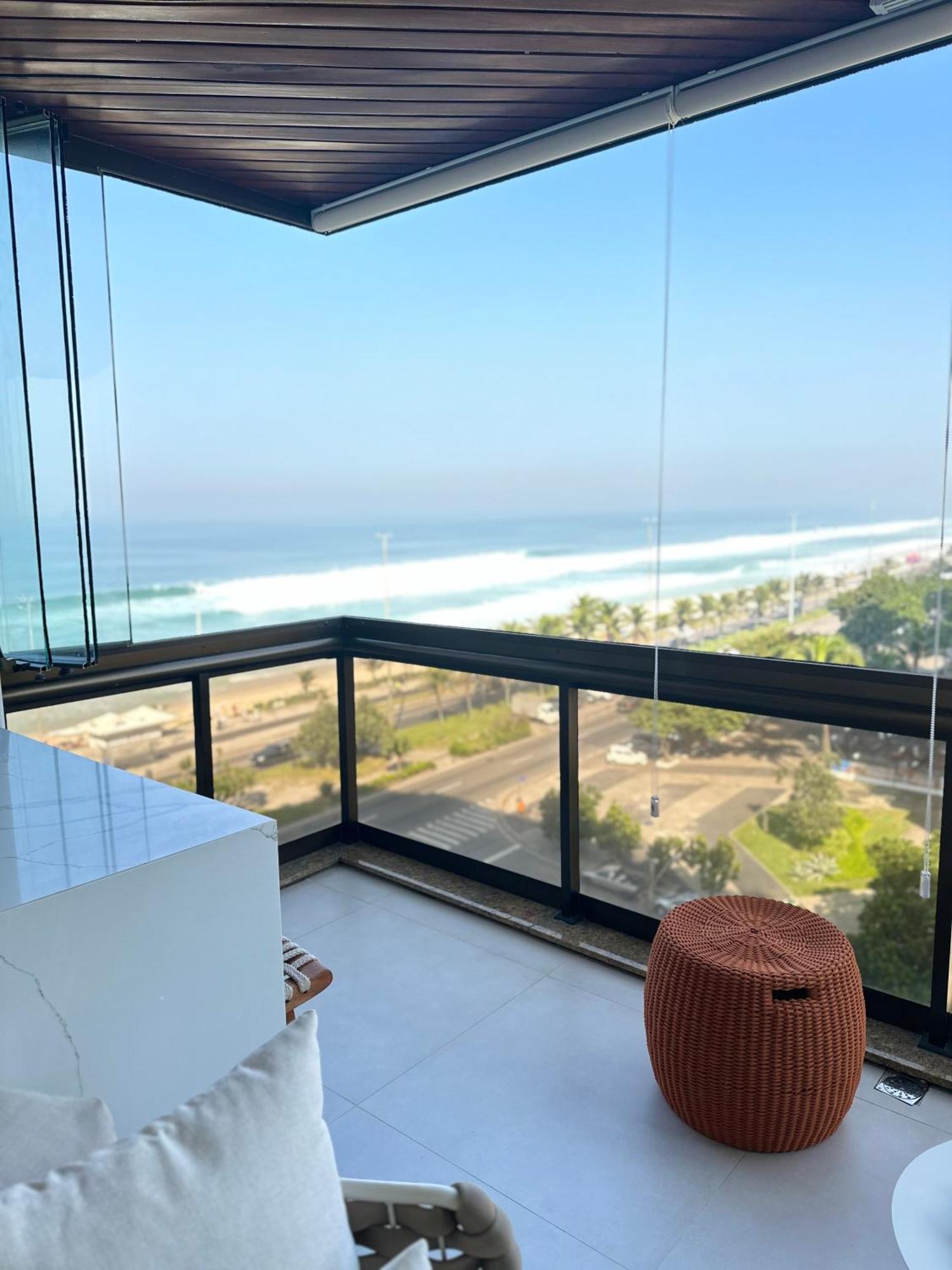 Lindo Apto No Melhor Lugar Da Barra Da Tijuca! Com Uma Vista De Tirar O Folego, Frente Para O Mar! Totalmente Equipado E Decorado Ao Lado Dos Melhores Hoteis E Quiosques Da Barra! Portaria 24H, Piscina, Sauna, Jacuzzi, Academia, Garagem, Wi-Fi, Lavan Рио де Жанейро Екстериор снимка