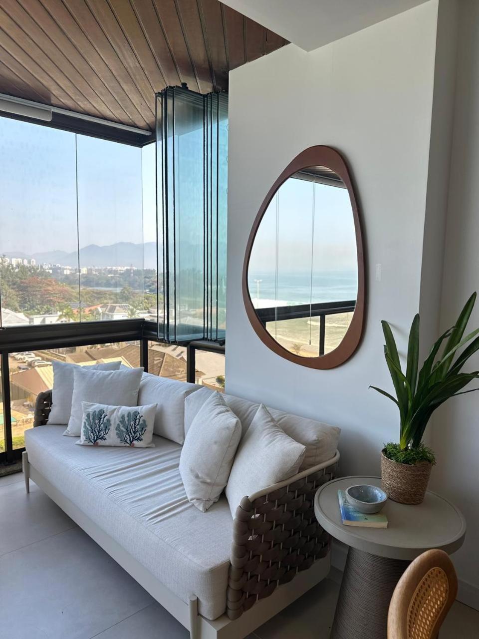 Lindo Apto No Melhor Lugar Da Barra Da Tijuca! Com Uma Vista De Tirar O Folego, Frente Para O Mar! Totalmente Equipado E Decorado Ao Lado Dos Melhores Hoteis E Quiosques Da Barra! Portaria 24H, Piscina, Sauna, Jacuzzi, Academia, Garagem, Wi-Fi, Lavan Рио де Жанейро Екстериор снимка